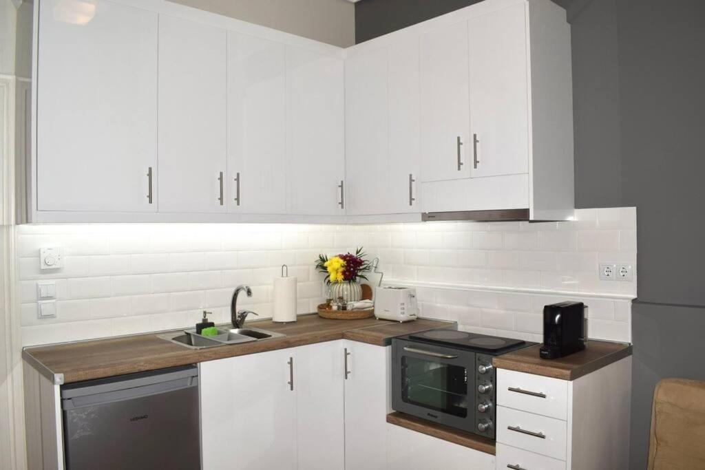 Kapa Central Apartment Kalamata Extérieur photo